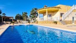 A villa for sale in the Catral area